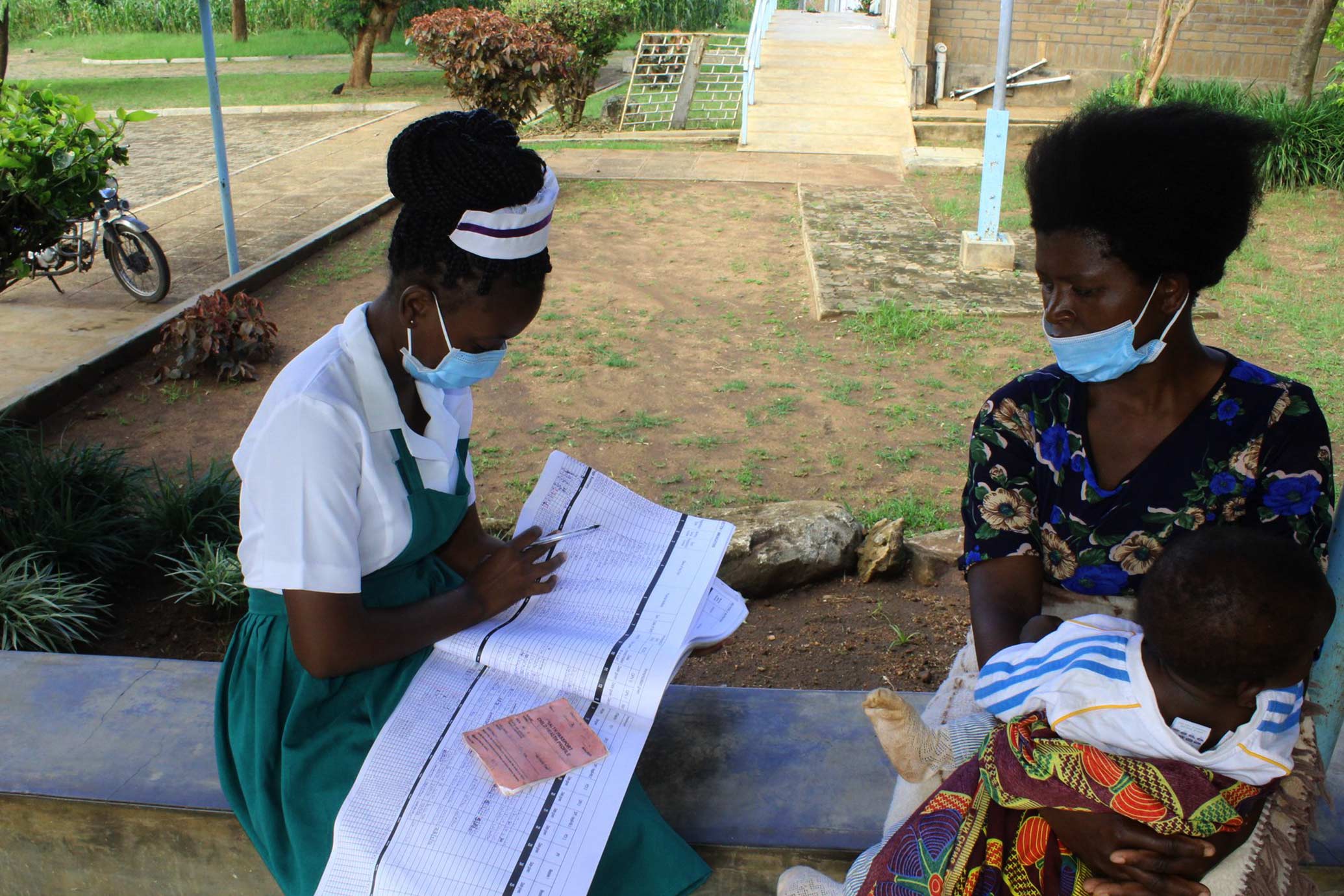 Doctor consulting with a student